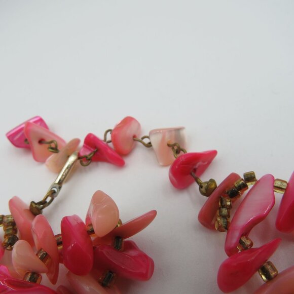 Vintage Japan Pink Shell Chip Bead Necklace Double Strand 13" Choker Extension - Picture 6 of 6